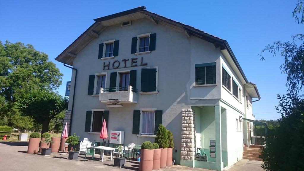 Hotel De La Gare, Vendlincourt Eksteriør bilde