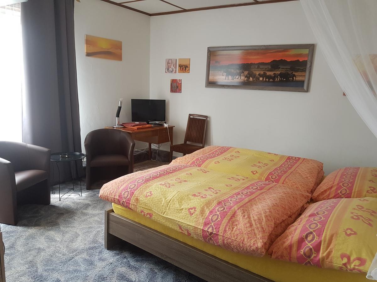 Hotel De La Gare, Vendlincourt Eksteriør bilde